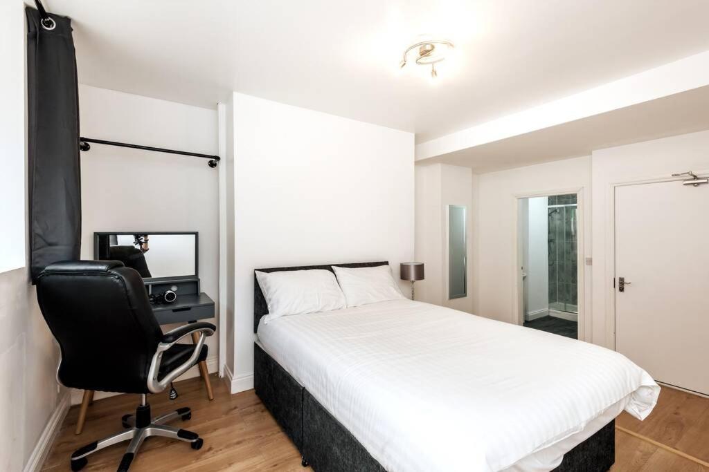 Liverpool City Centre - Fabulous 3 En-Suite Bedrooms - Sleeps 10 People Exteriör bild